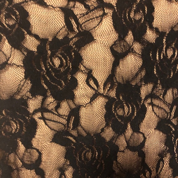 Lace Black One-Sleeve Dress - Picture 4 of 7